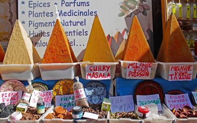 Avoid Tourist Traps: Your Guide to Authentic Travel Experiences